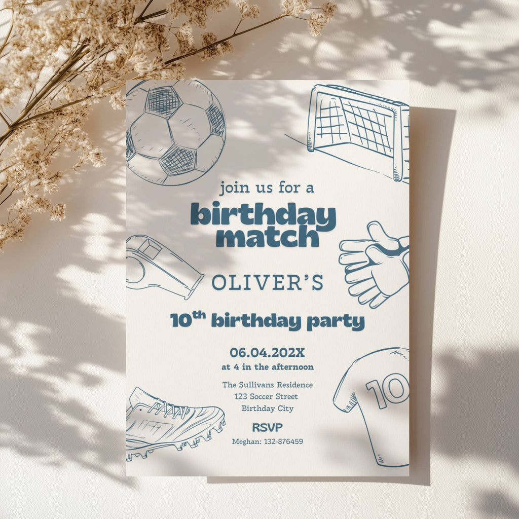 Soccer birthday invitation with birthday match theme and sporty design