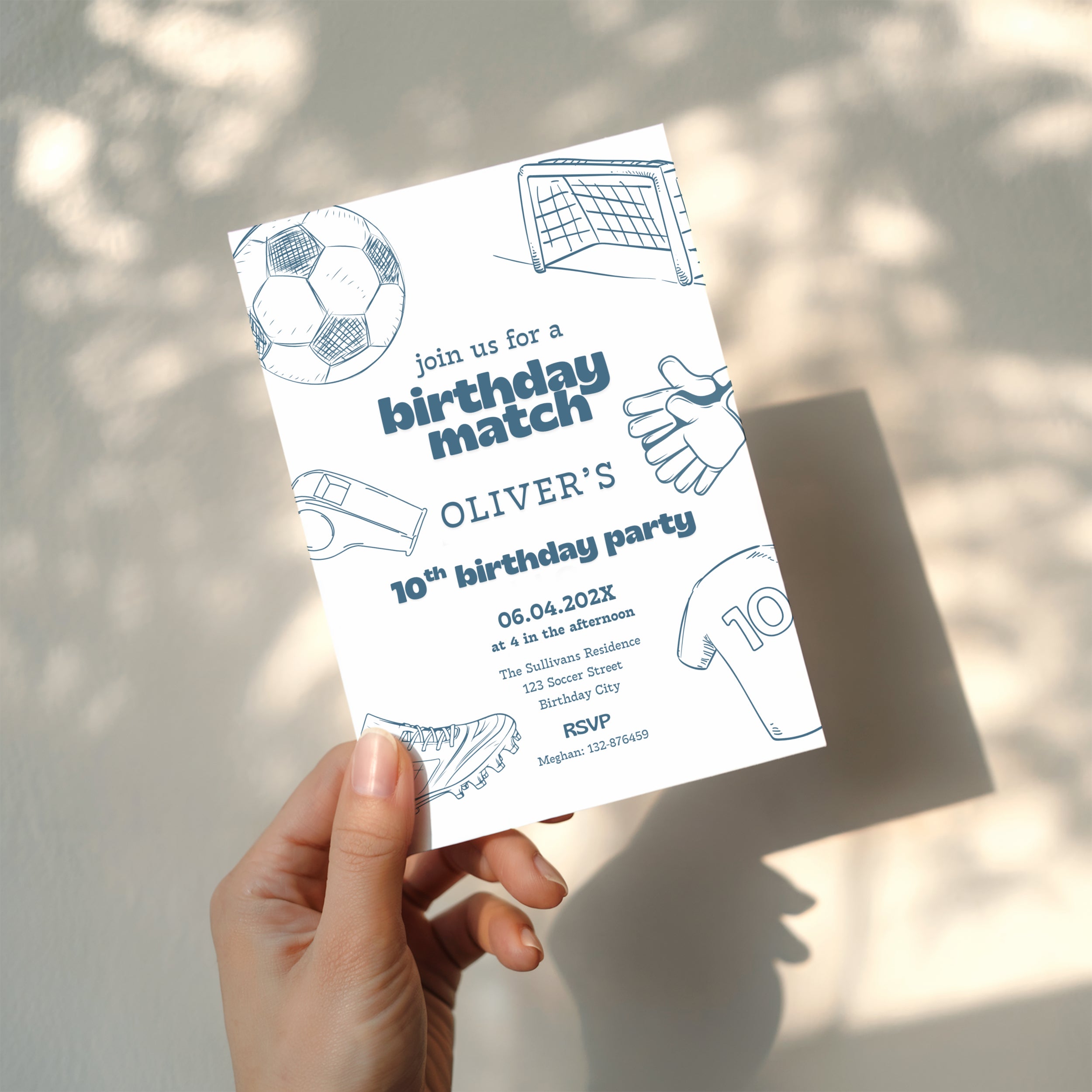 Soccer birthday invitation with birthday match theme and sporty design